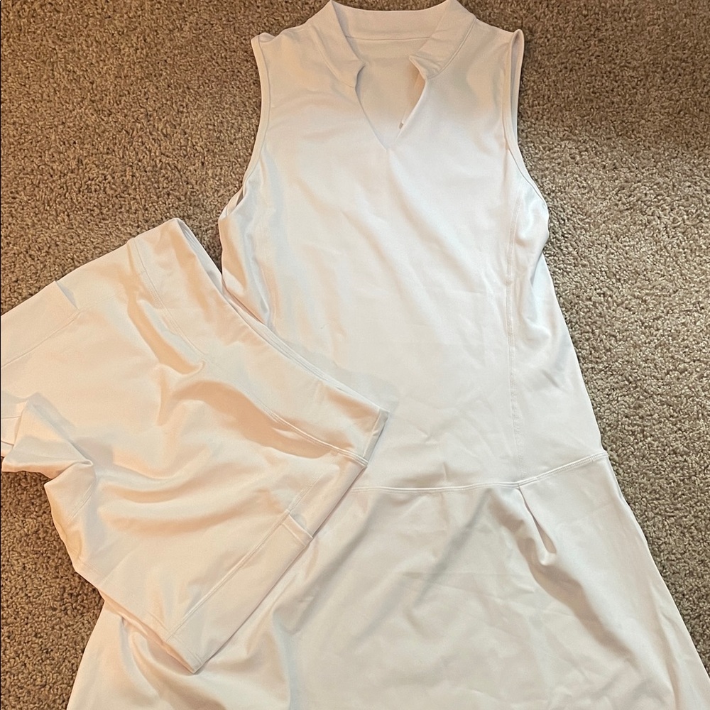 Sleeveless White  tennis Dress with Shorts